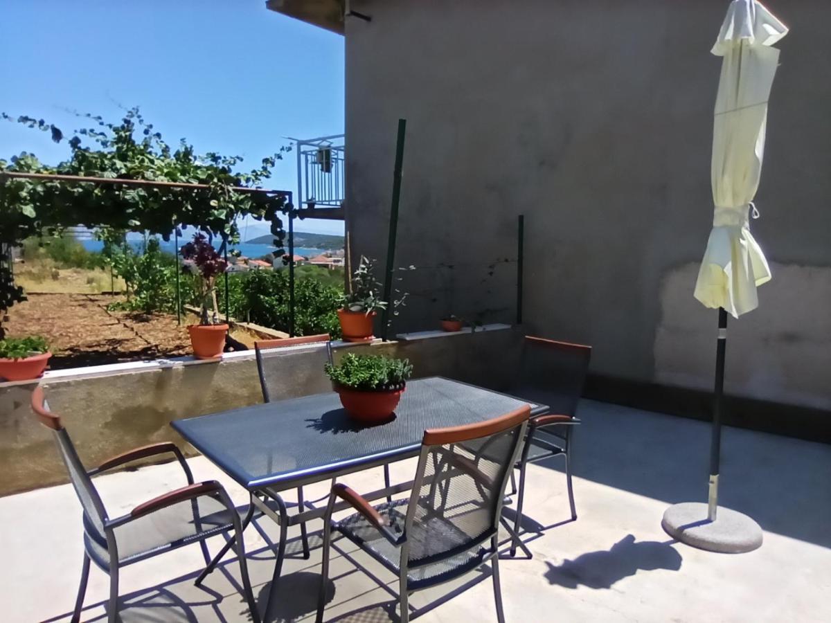 Apartmani Mislav Slatine Extérieur photo